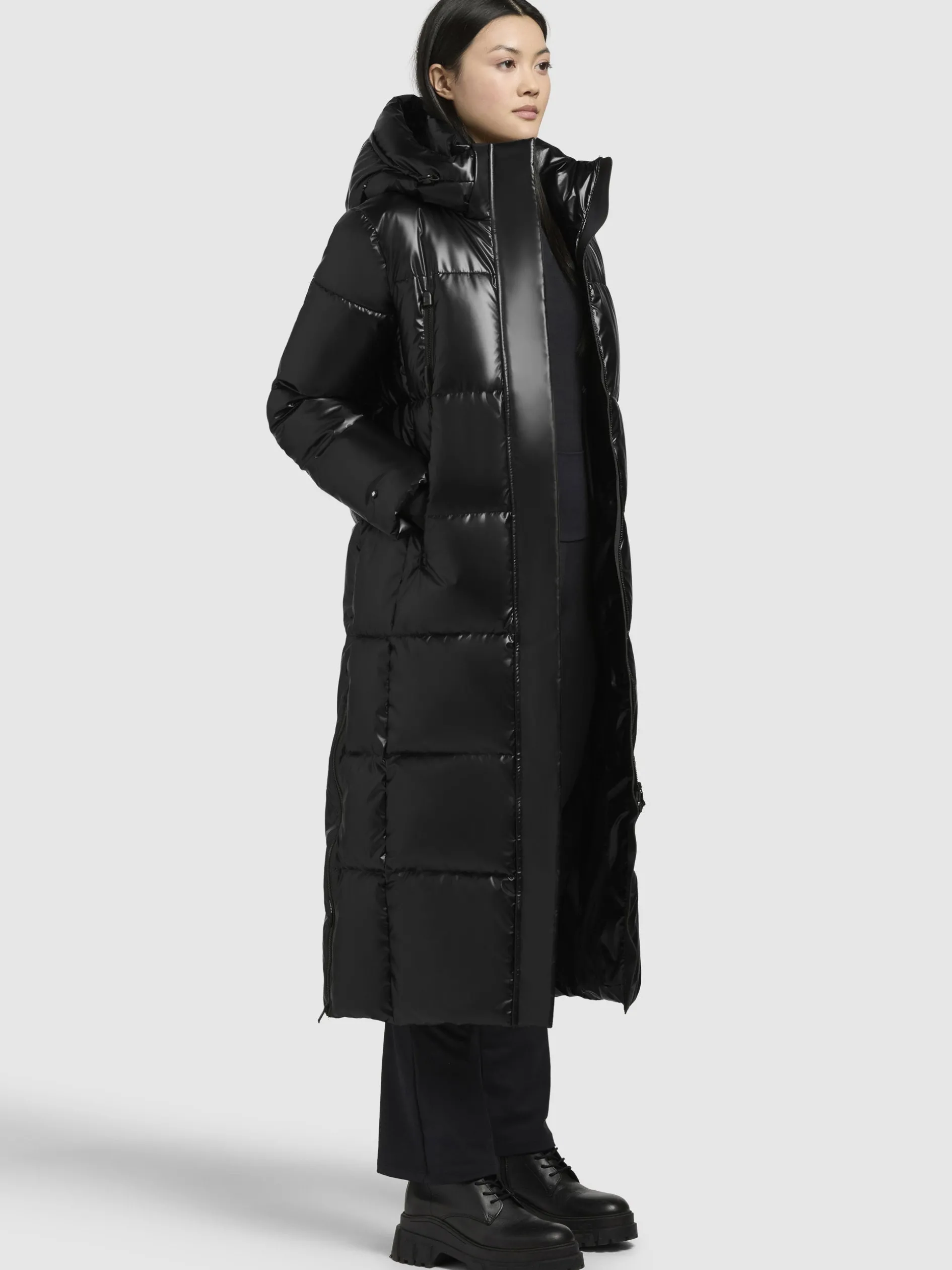 Mantel RUBINA SHINY Schwarz